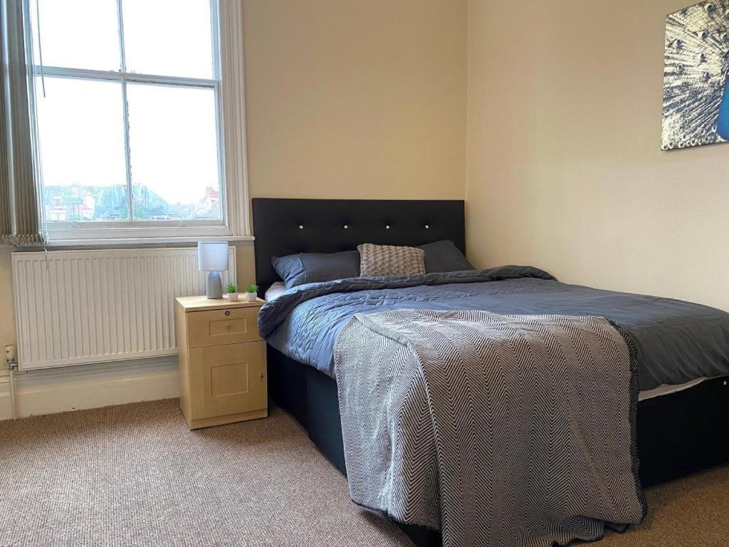 Spacious Victorian Studio Flat Apartman Doncaster Kültér fotó