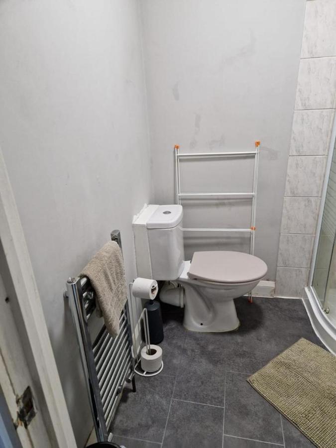 Spacious Victorian Studio Flat Apartman Doncaster Kültér fotó